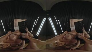 Rubia De Tetas Enormes VR - Tanya Tanya