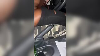 Indian driver fucks a Saudi girl in the car and tells him to throw your dick in my big ass