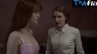 Angela Bettis Sexy Scene in Carrie
