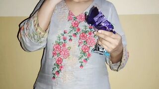 Choti Bhabi Ko Cheez Dekar Sara Koch Dekh Liya - Full Dirty Things