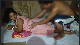 Desi hot village school girl fucking saliente with paint warkar