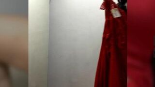 CrazzyChicks play on changing room from store