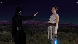 Rey gets Mesmerized & Fucked by Kylo Ren - Amateur Boxxx - (Jaime Vine)